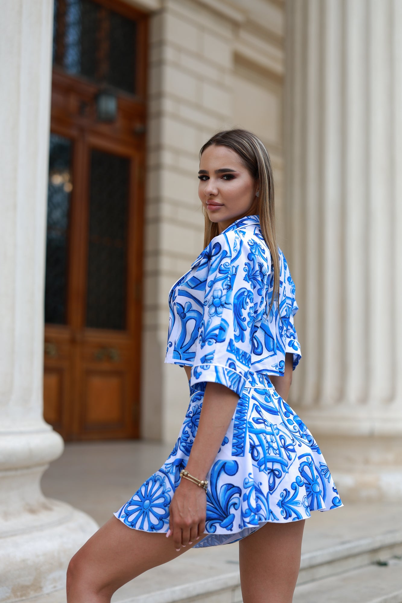 Ayse Set